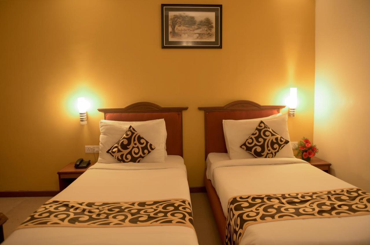Hotel Casa Meridian Vanivilasa Puram Exterior photo