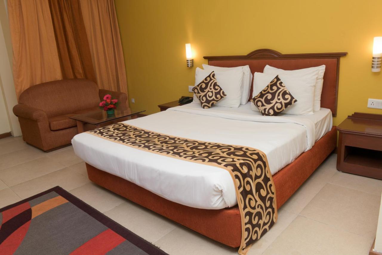 Hotel Casa Meridian Vanivilasa Puram Exterior photo