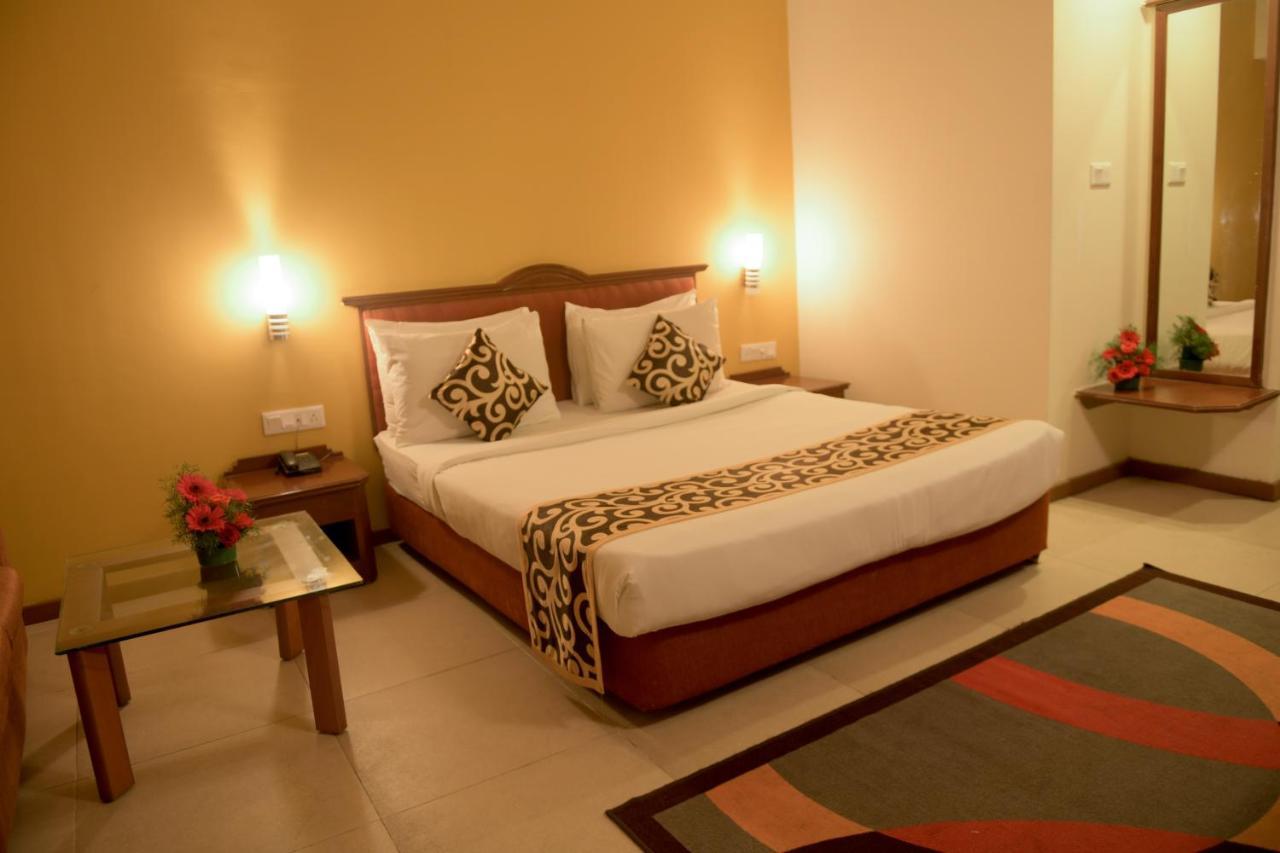 Hotel Casa Meridian Vanivilasa Puram Exterior photo