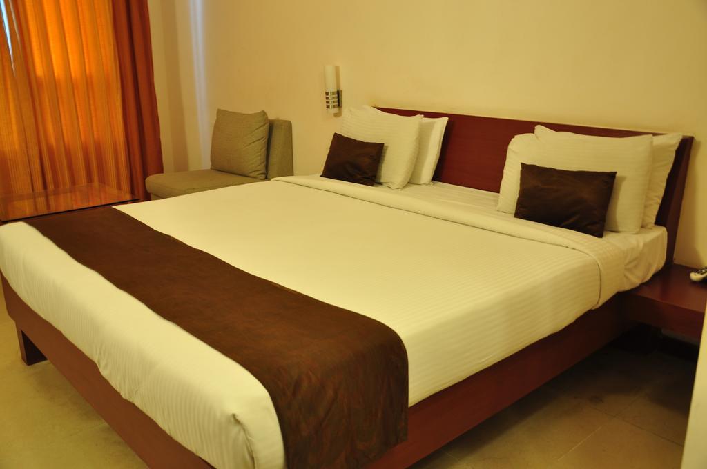 Hotel Casa Meridian Vanivilasa Puram Exterior photo